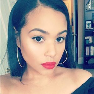 Meet your Posher, Brittney